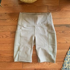 Fabletics high-waisted short